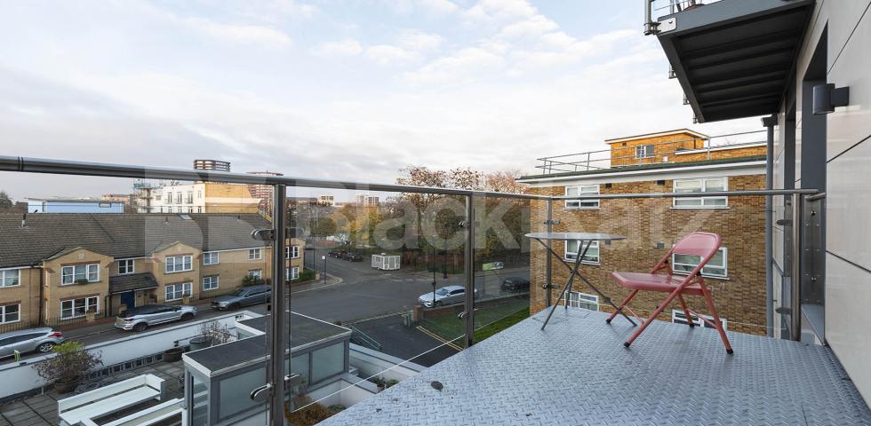 			2 Bedroom, 1 bath, 1 reception Apartment			 Mintern Street, OLD STREET-SHOREDITCH PARK